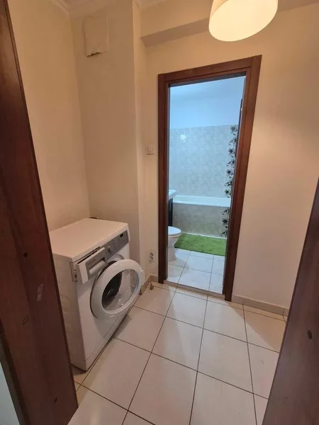 Vitan, Auchan Vitan,